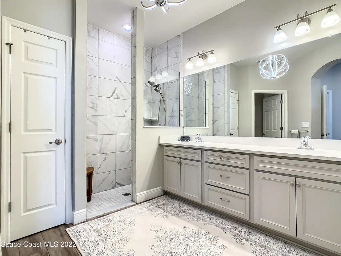 Photo of 8251 Laguna Circle