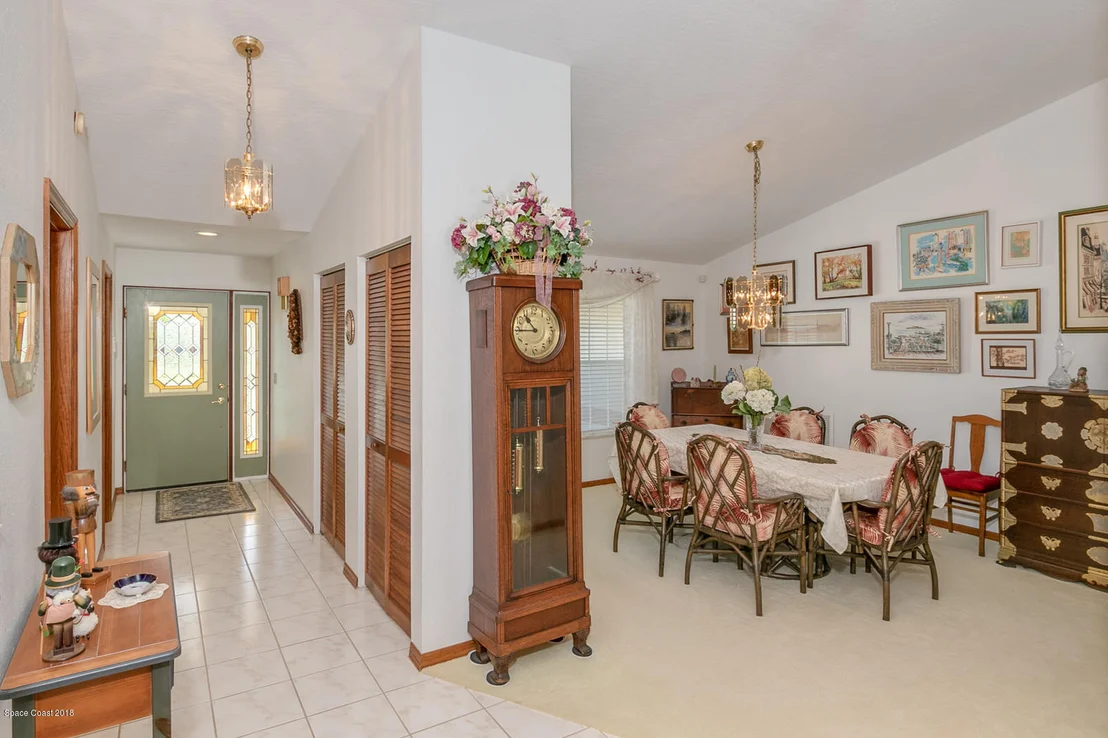 Photo of 133 Magellan Avenue