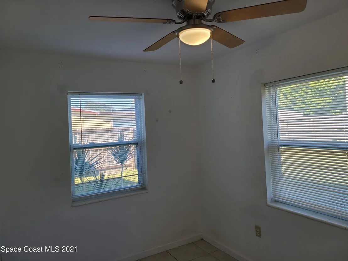 Photo of 1061 Cable Lane NE