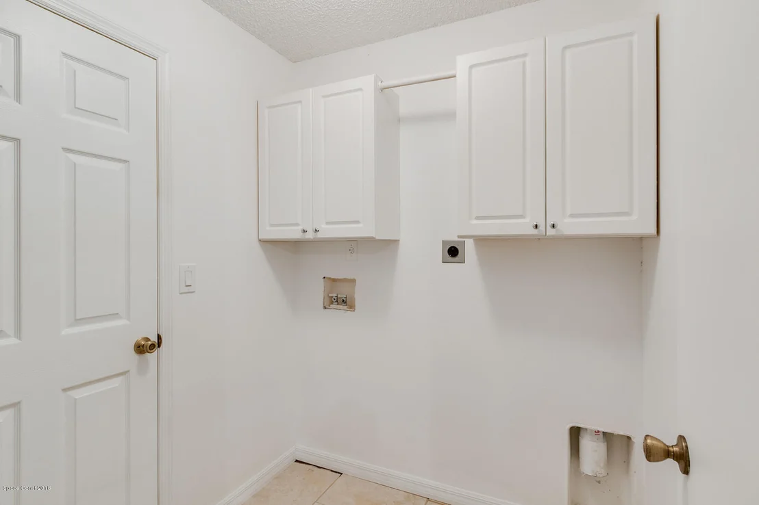 Photo of 933 Del Mar Circle