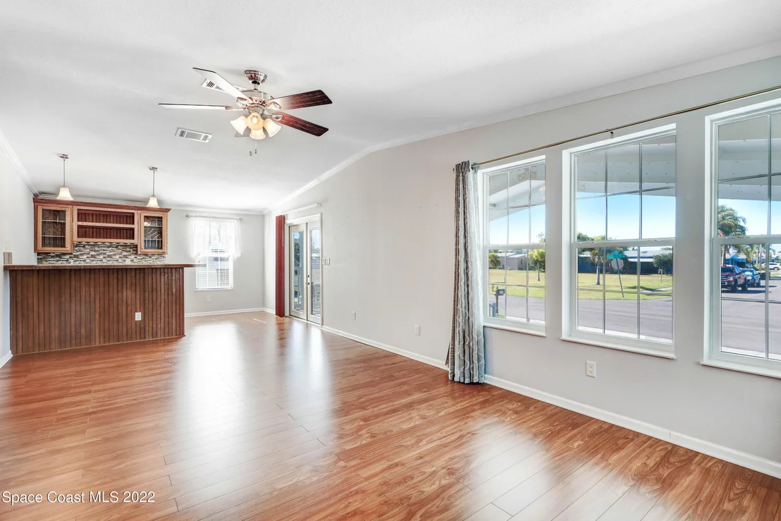 Photo of 2353 Coconut Palm Drive NE