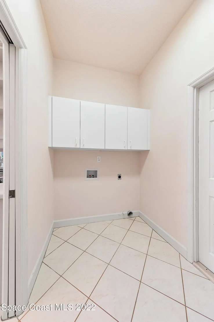 Photo of 974 Wildwood Drive