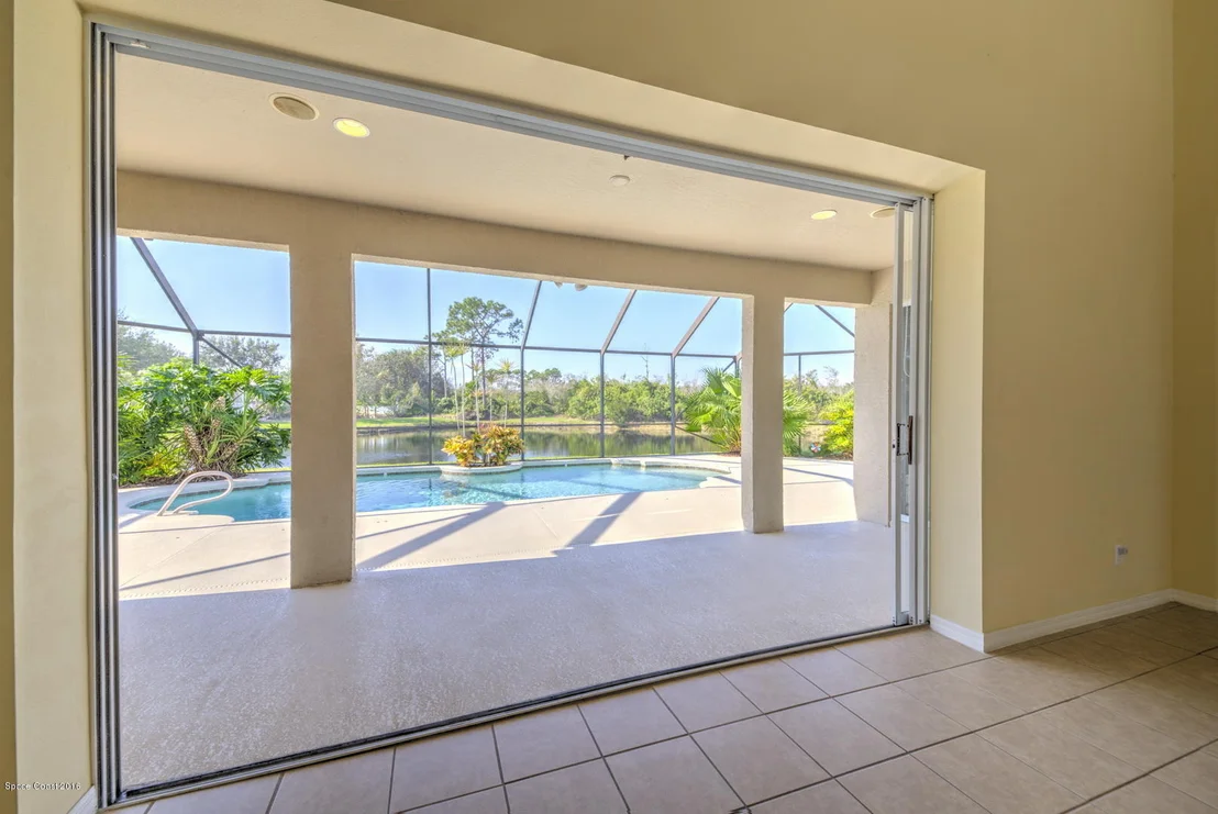 Photo of 3516 Peninsula Circle