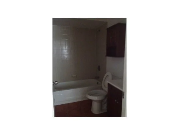 Photo of Unit 106 at 3213 Murrell