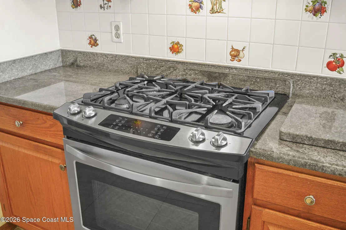 Photo of 1246 Lakeview Drive