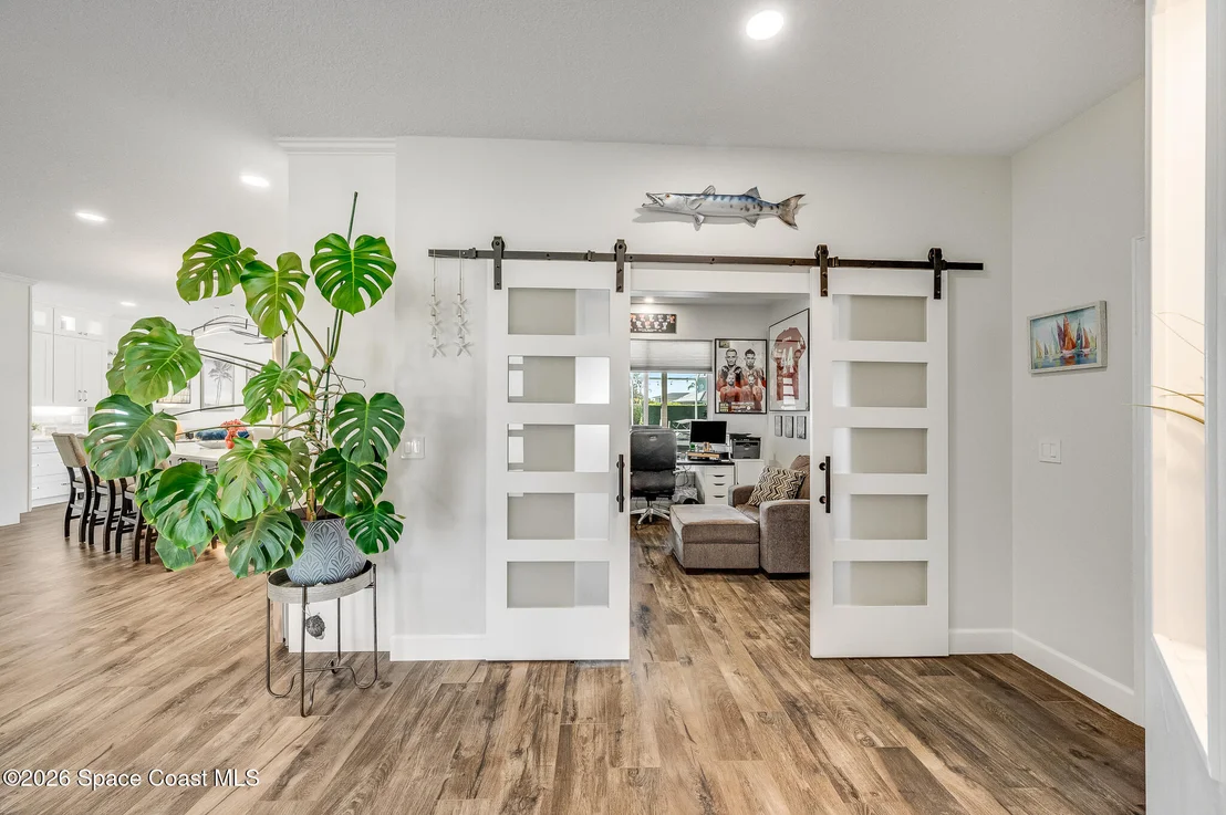 Photo of 447 Sandy Key