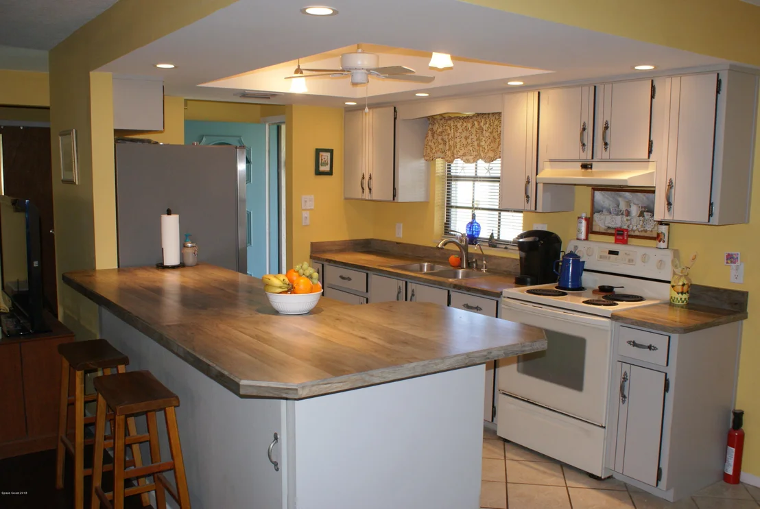 Photo of 298 Chase Road