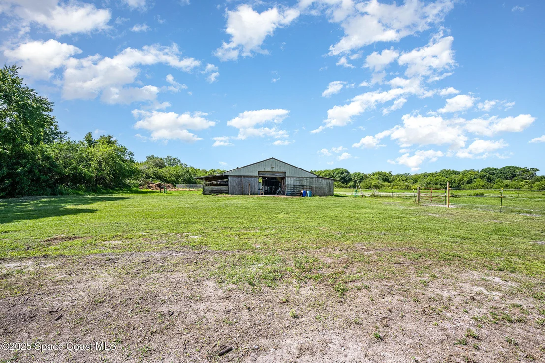 Photo of 2675 Brockett Road