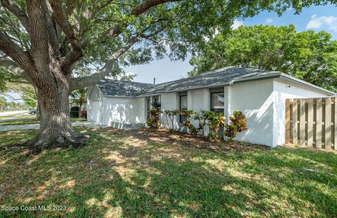 Photo of 2525 Chapparal Drive