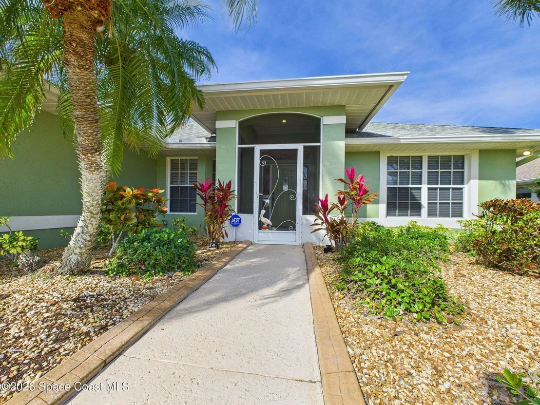 Photo of 5700 Herons' Landing Drive