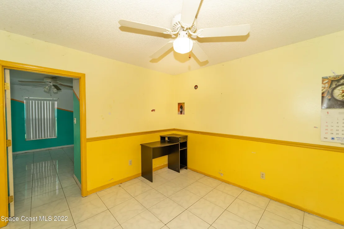 Photo of 5665 Graham Street