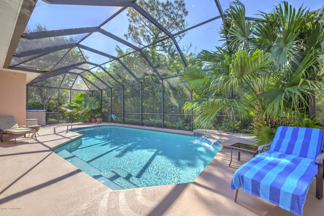 Photo of 4668 Alamanda Drive