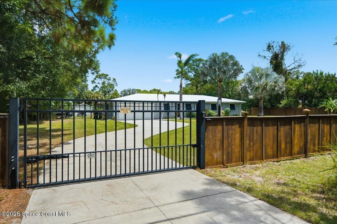 Photo of 1740 Vally Road