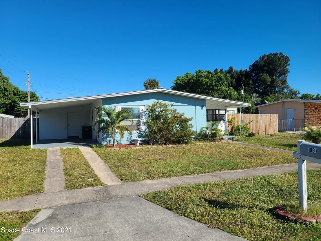 Photo of 1061 Cable Lane NE