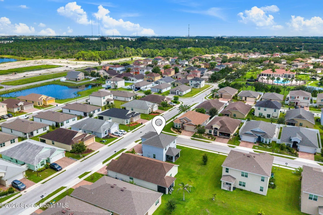 Photo of 313 Palm Breezes Drive