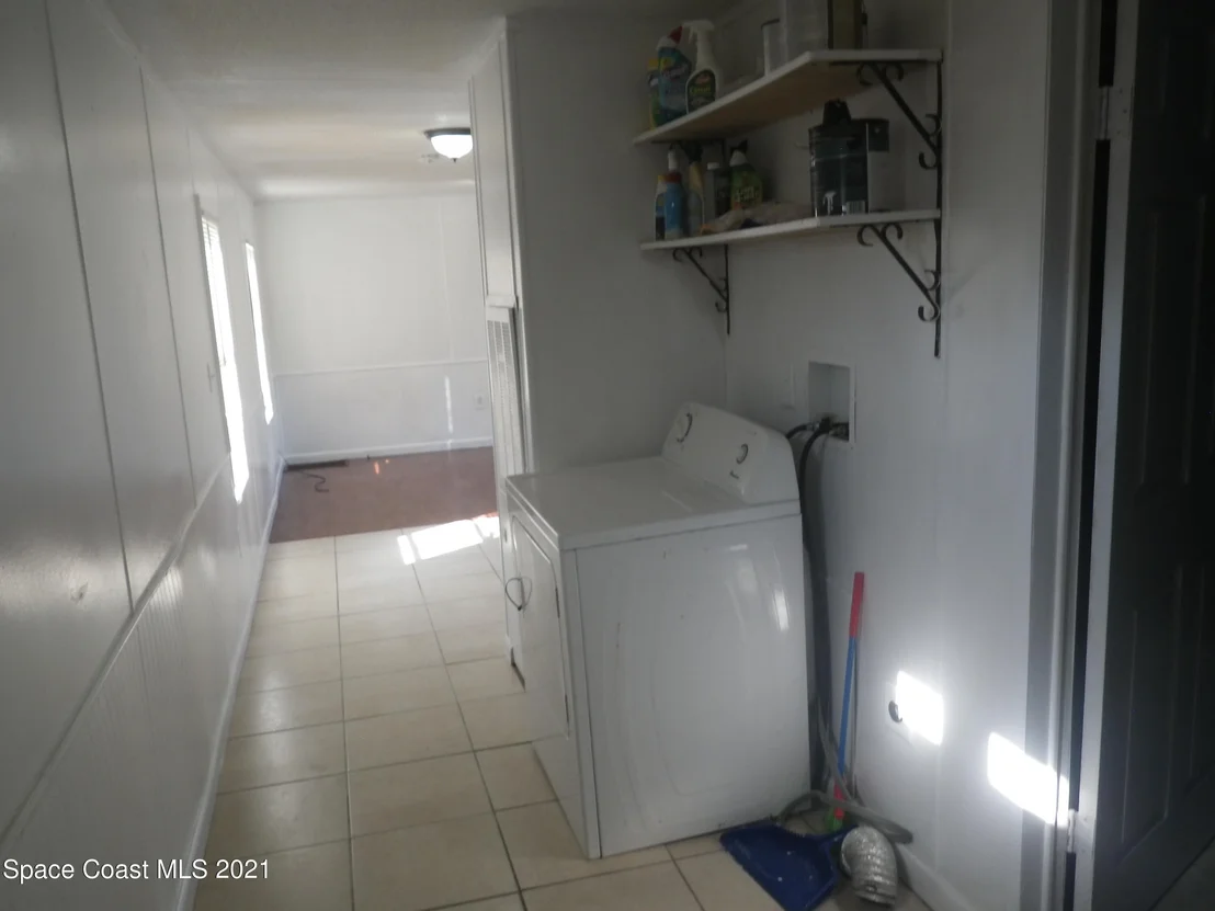 Photo of 2705 Brockett Road