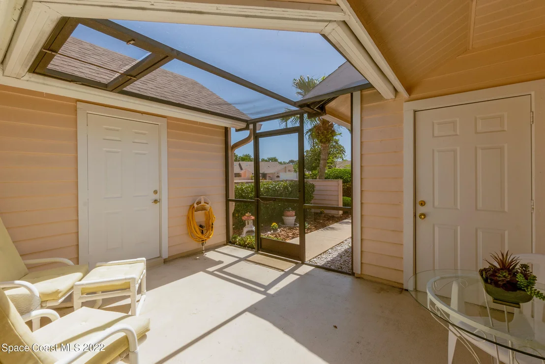 Photo of 914 Ridge Lake Drive