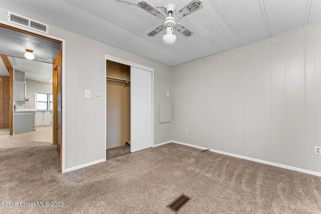 Photo of 112 Vanguard Circle