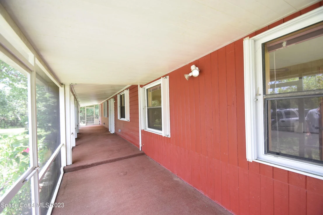 Photo of 2660 Weber Road
