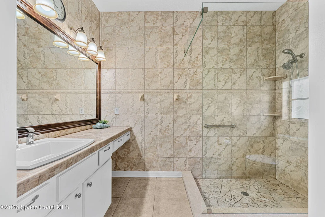 Photo of 1065 S Fork Circle