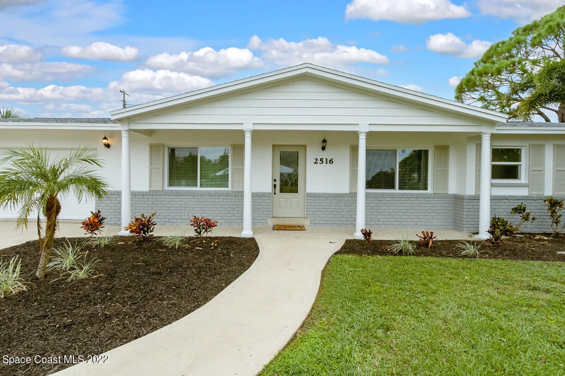 Photo of 2516 Pinehurst Circle