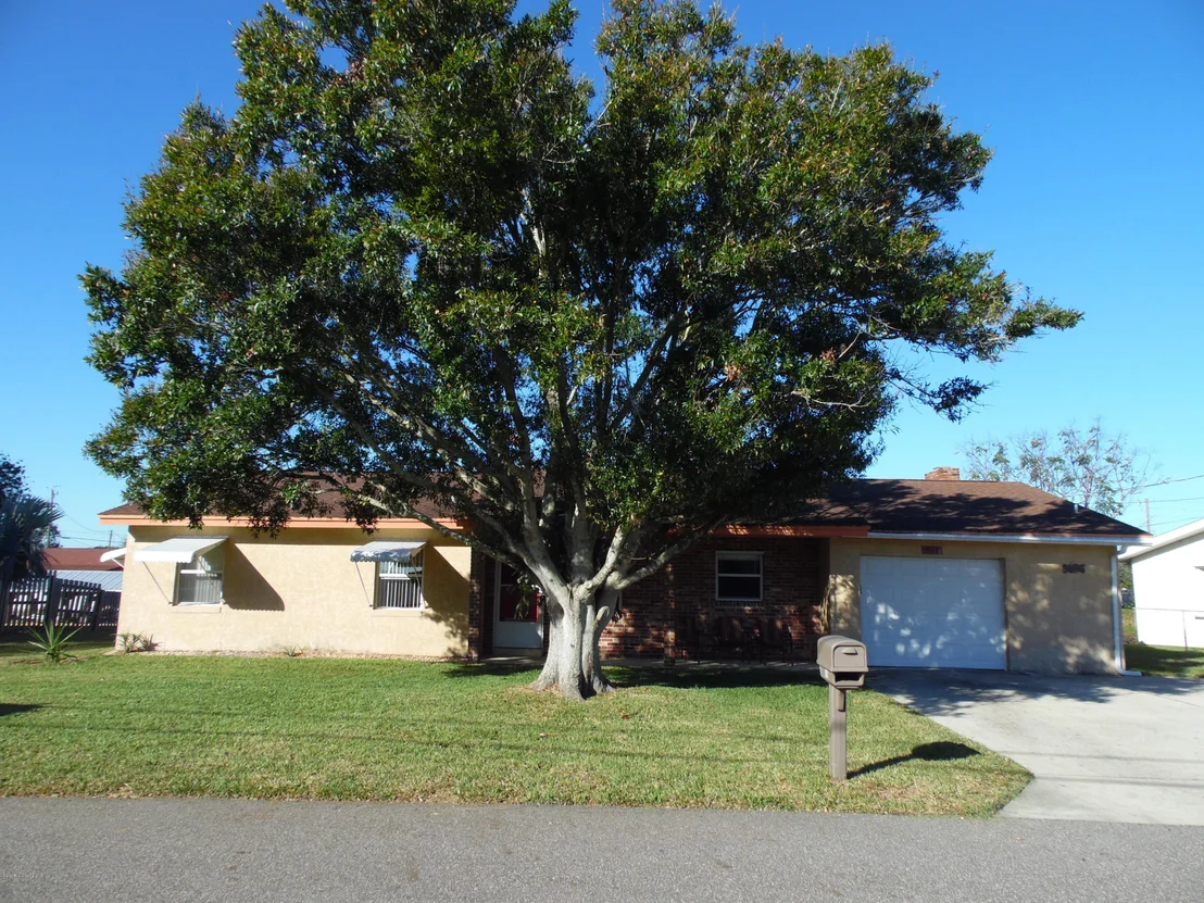 Photo of 818 Mallard Road