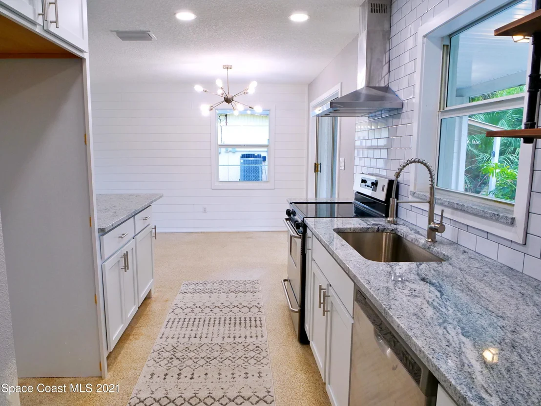 Photo of 175 Katherine Boulevard