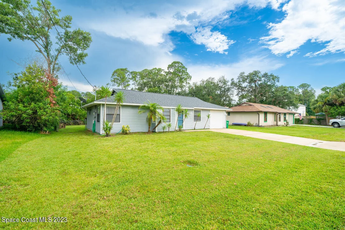 Photo of 4065 Oakland Street