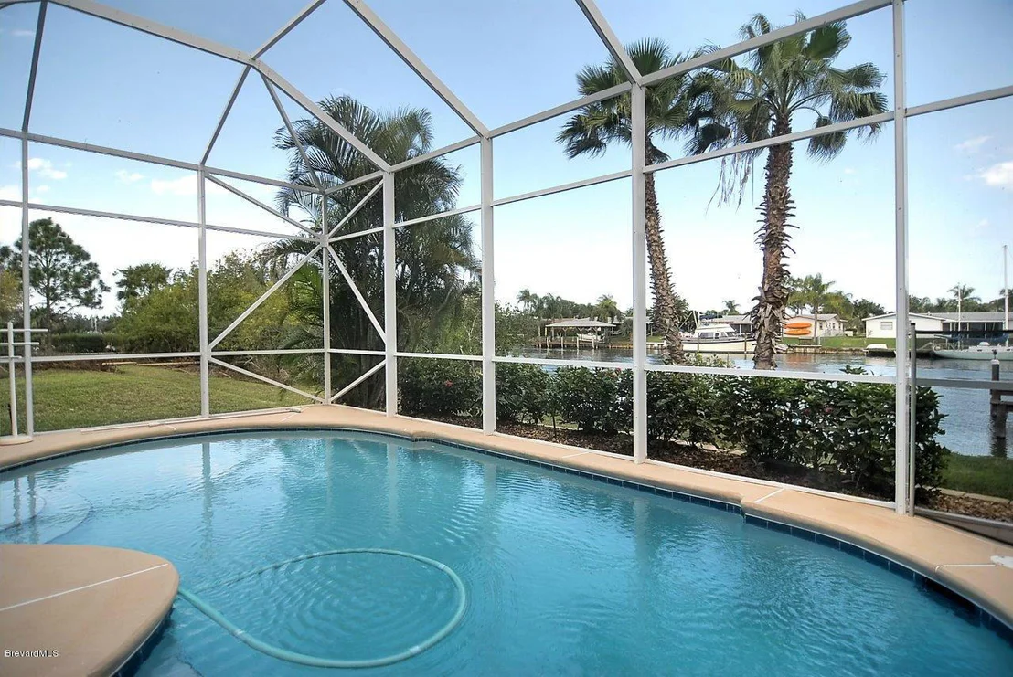 Photo of 244 Lanternback Island Drive