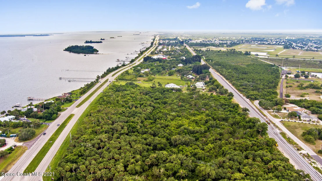 Photo of 6690 Highway 1