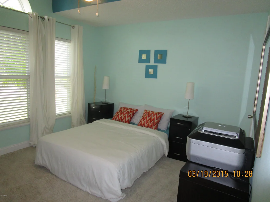 Photo of 1170 White Oak Circle