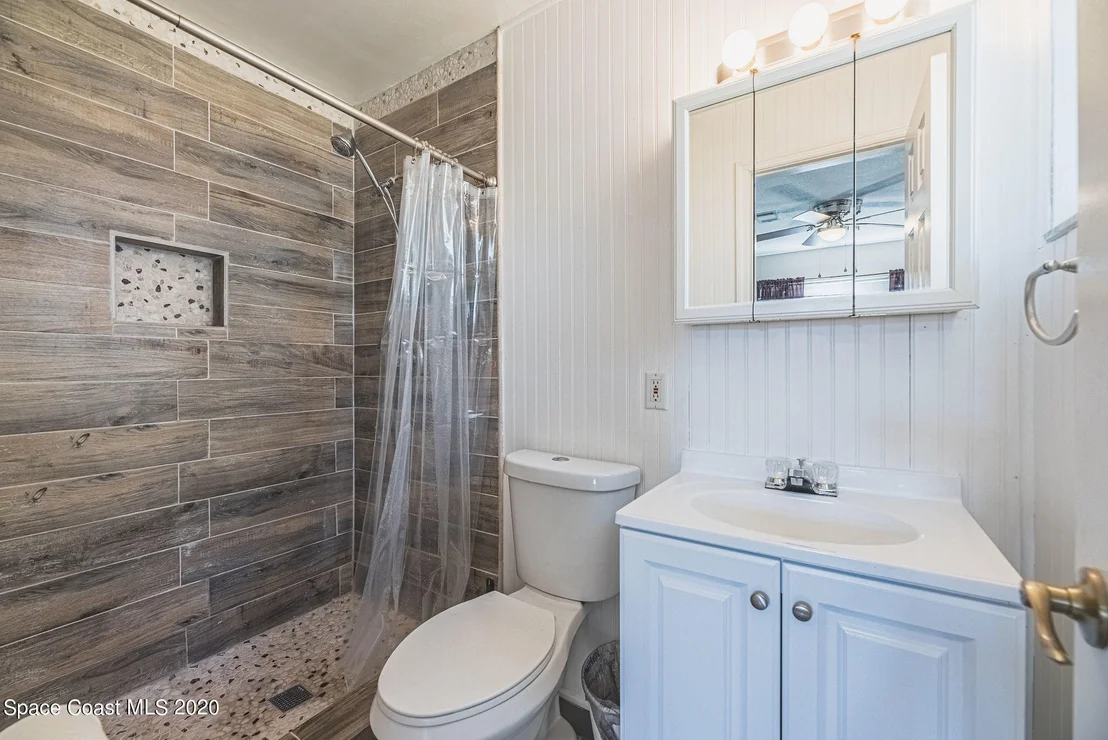 Photo of 337 Gemini Drive