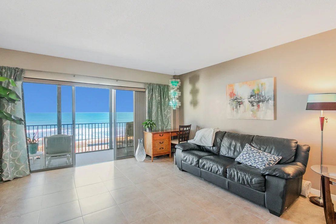 Photo of Unit 310 at 205 Highway A1a