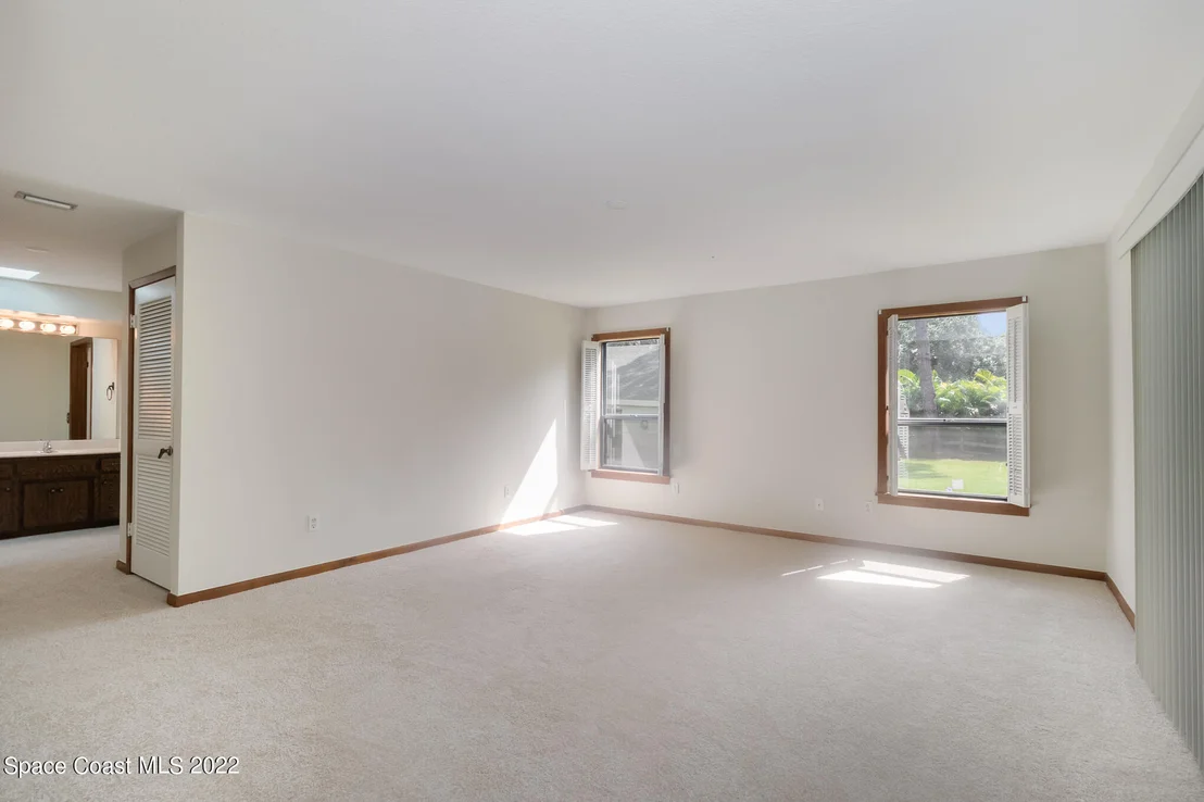 Photo of 2187 Turtle Mound Road