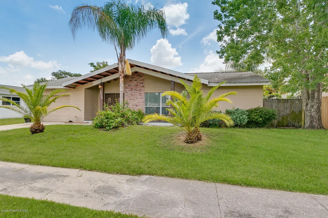 Photo of 1726 Fairway Lane