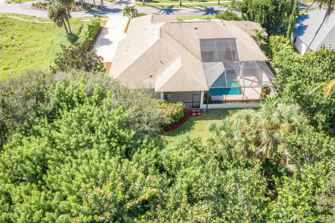 Photo of 142 Hidden Cove Drive