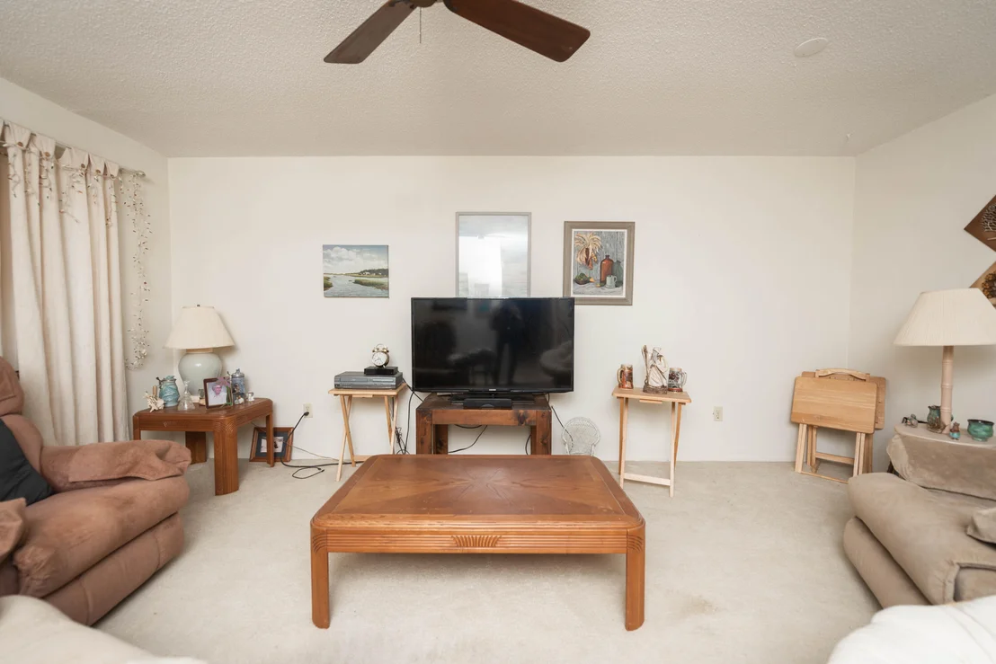 Photo of 927 Burn Drive NE
