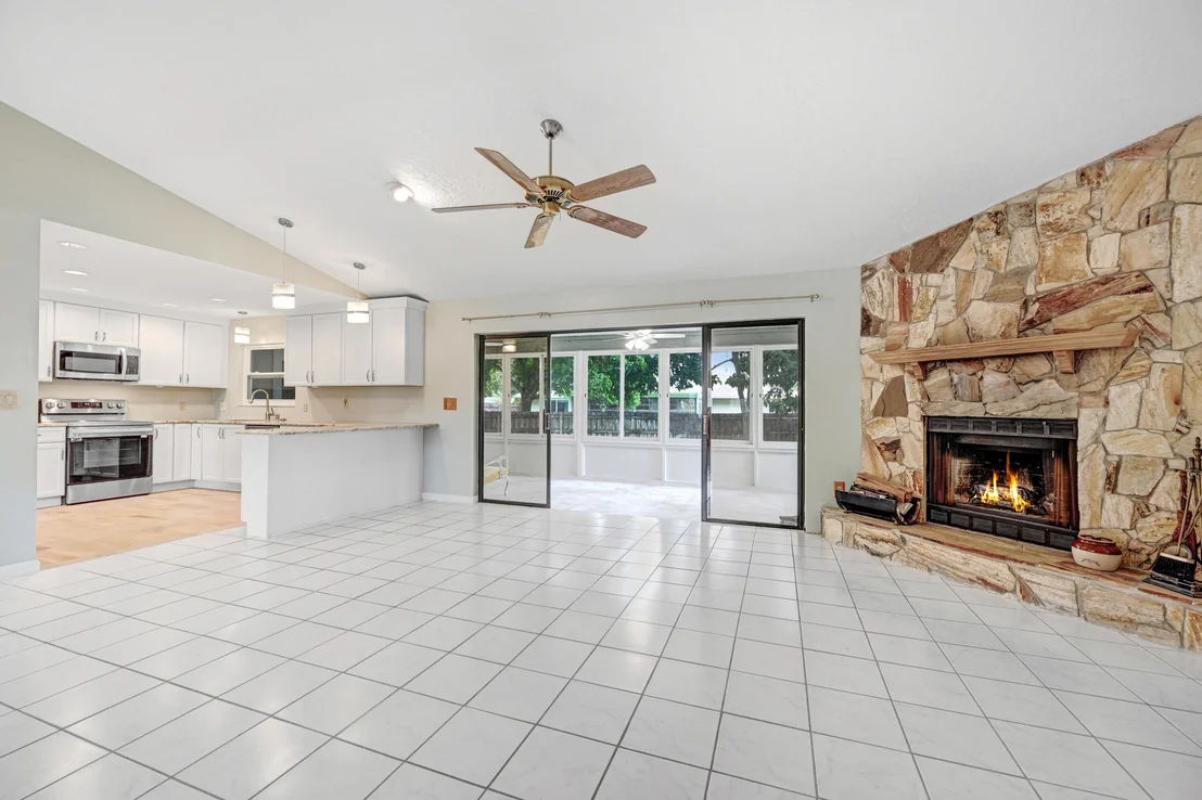 Photo of 1214 Foxfire Court