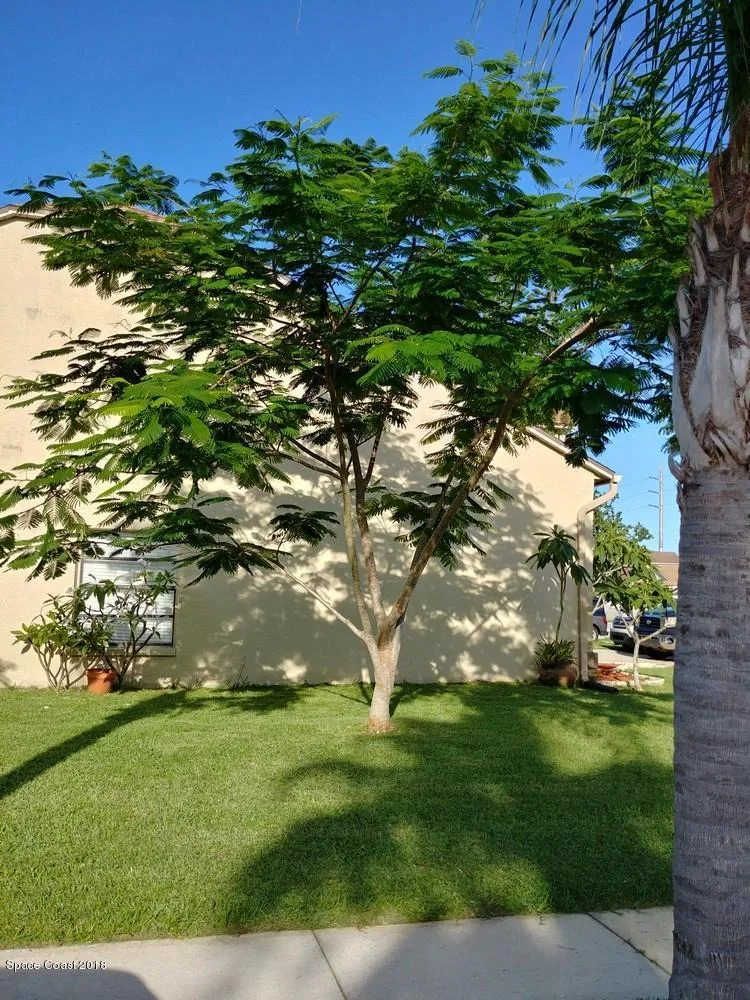 Photo of 1645 Clover Circle
