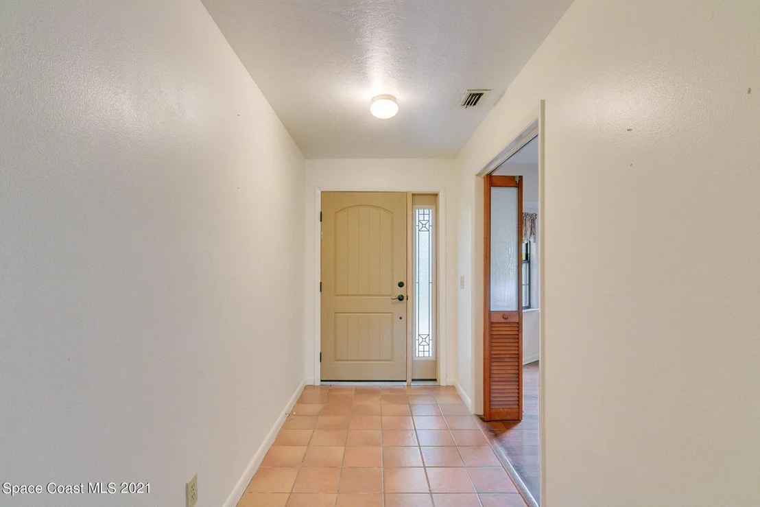 Photo of 2650 Washington Street