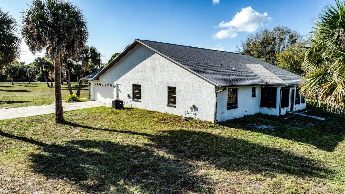 Photo of 5435 Pine Street