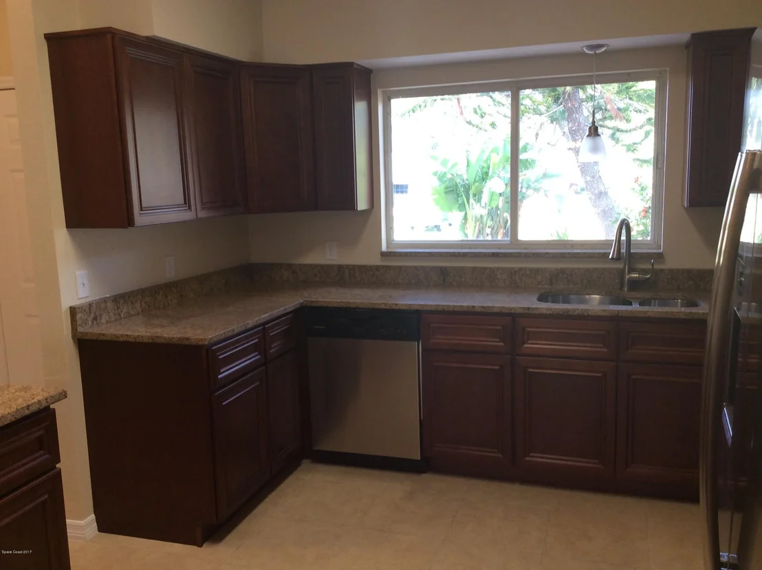 Photo of 6361 Hudson Road