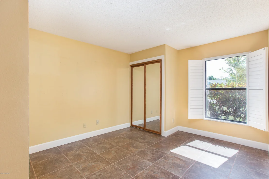 Photo of 2710 Nobility Avenue