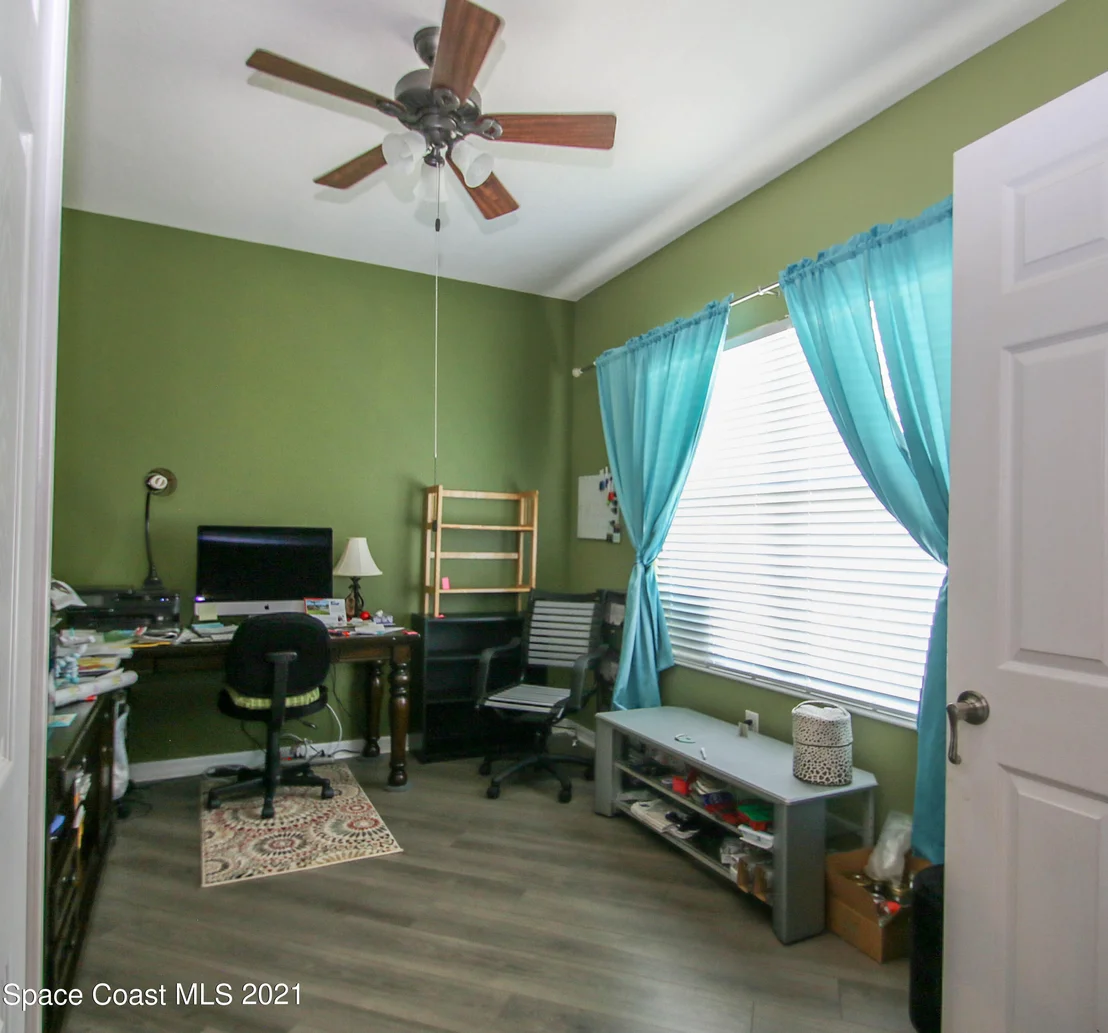Photo of 3244 Hawthorne Avenue