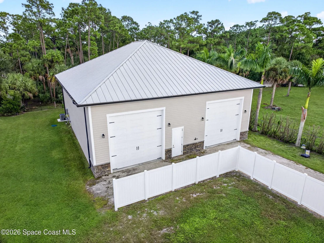 Photo of 3865 Reynolds Road
