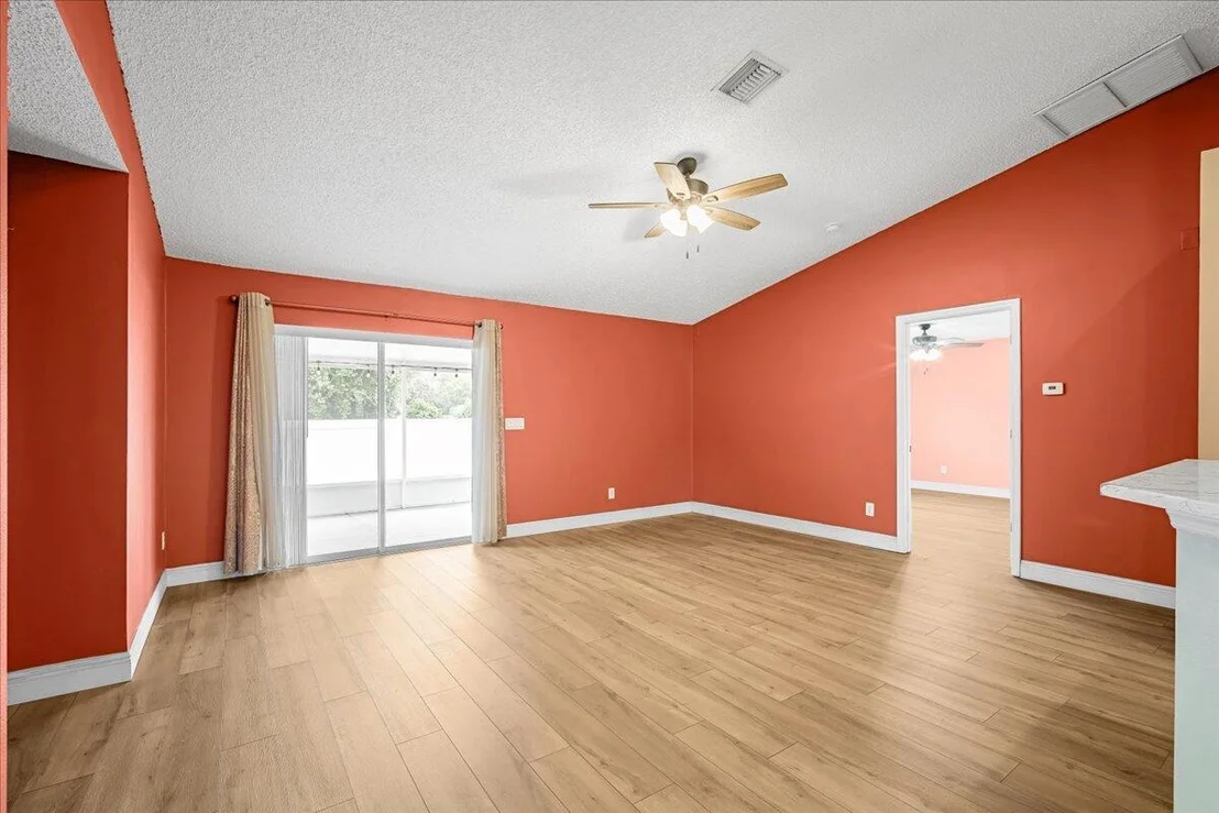 Photo of 6445 Ainsworth Road