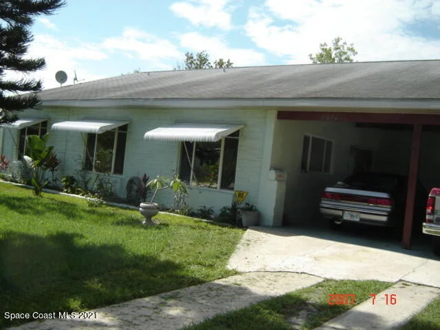 Photo of 2974 Kosuth Road NE
