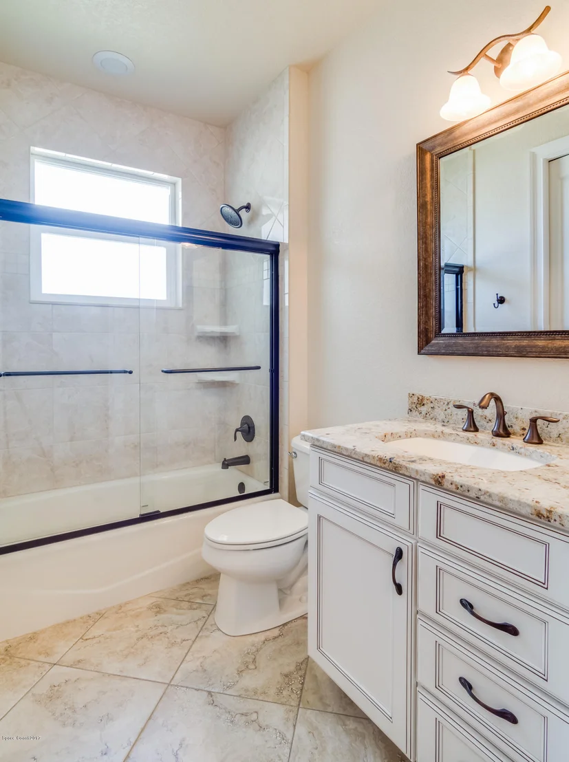 Photo of 1322 Tralee Bay Avenue