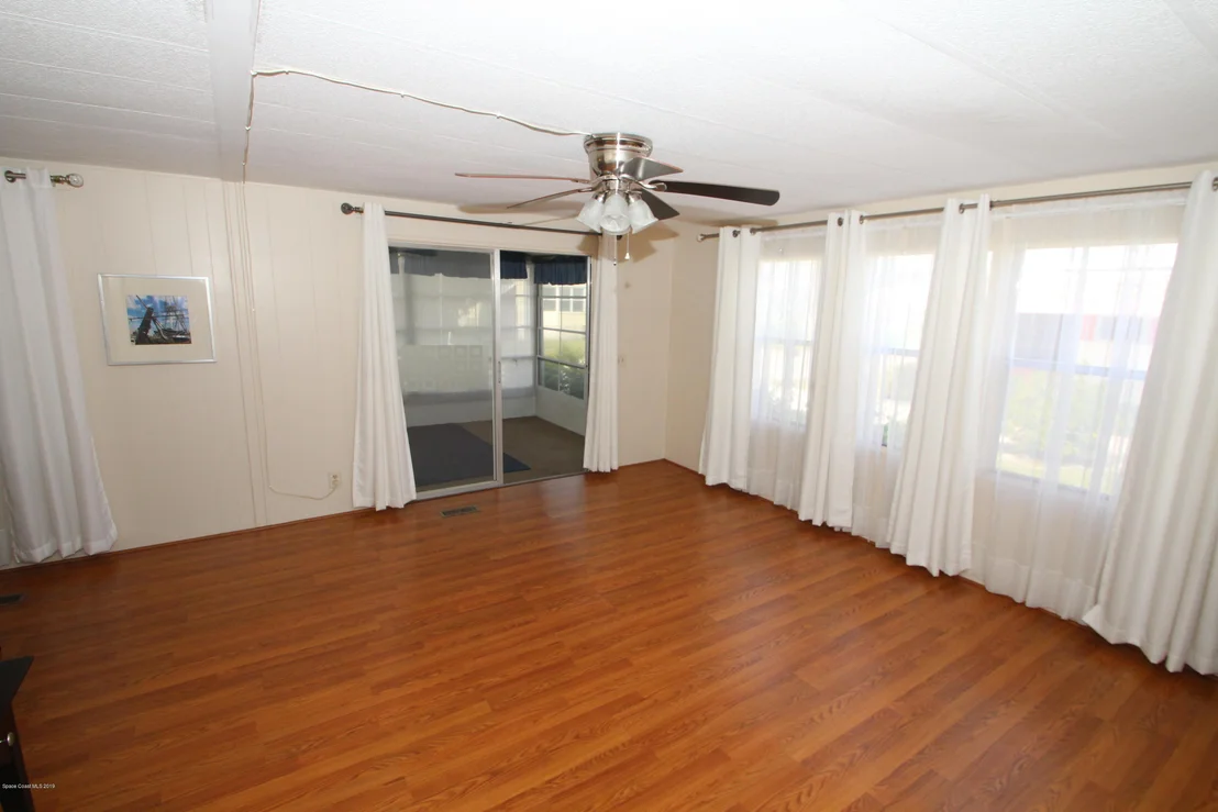 Photo of 513 Marnie Circle