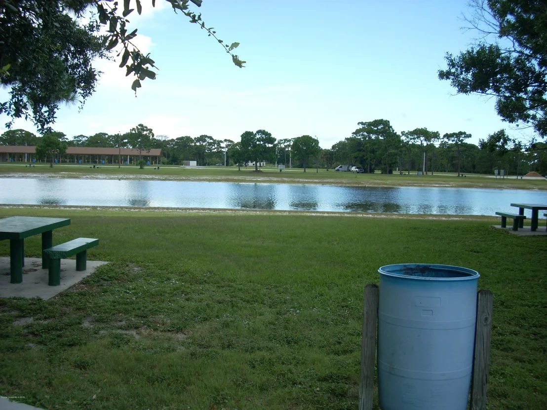 Photo of 1941 Tallpalm Road